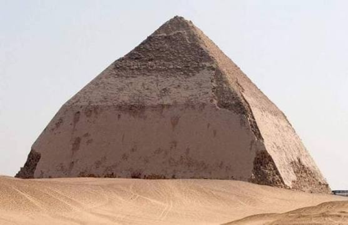 Beyond Giza: Discover the Forgotten Pyramids of Egypt 1