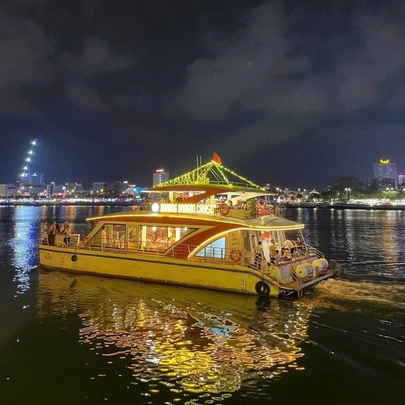 Da Nang: Michelin Dinner, Coffee, and Han River Cruise 2