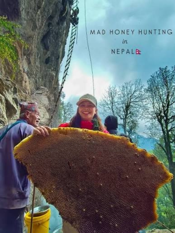 4 Day Nepal Wild Honey Hunting & Gurung Village Cultural Tour 2