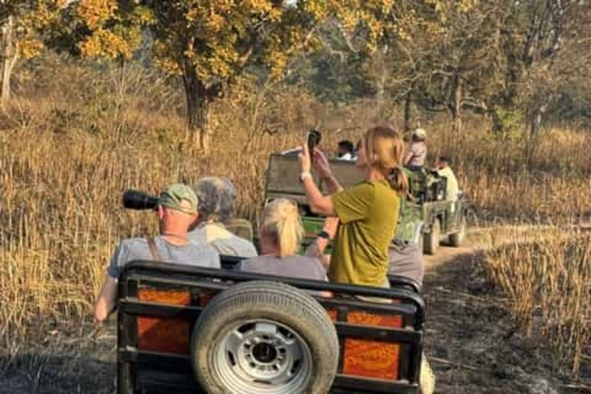 1-Day Chitwan Safari Tour from Kathmandu by Flight 2