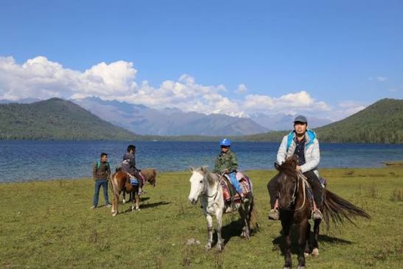 7 Day Rara Lake Tour: Peace, Nature & Himalayan Views 4