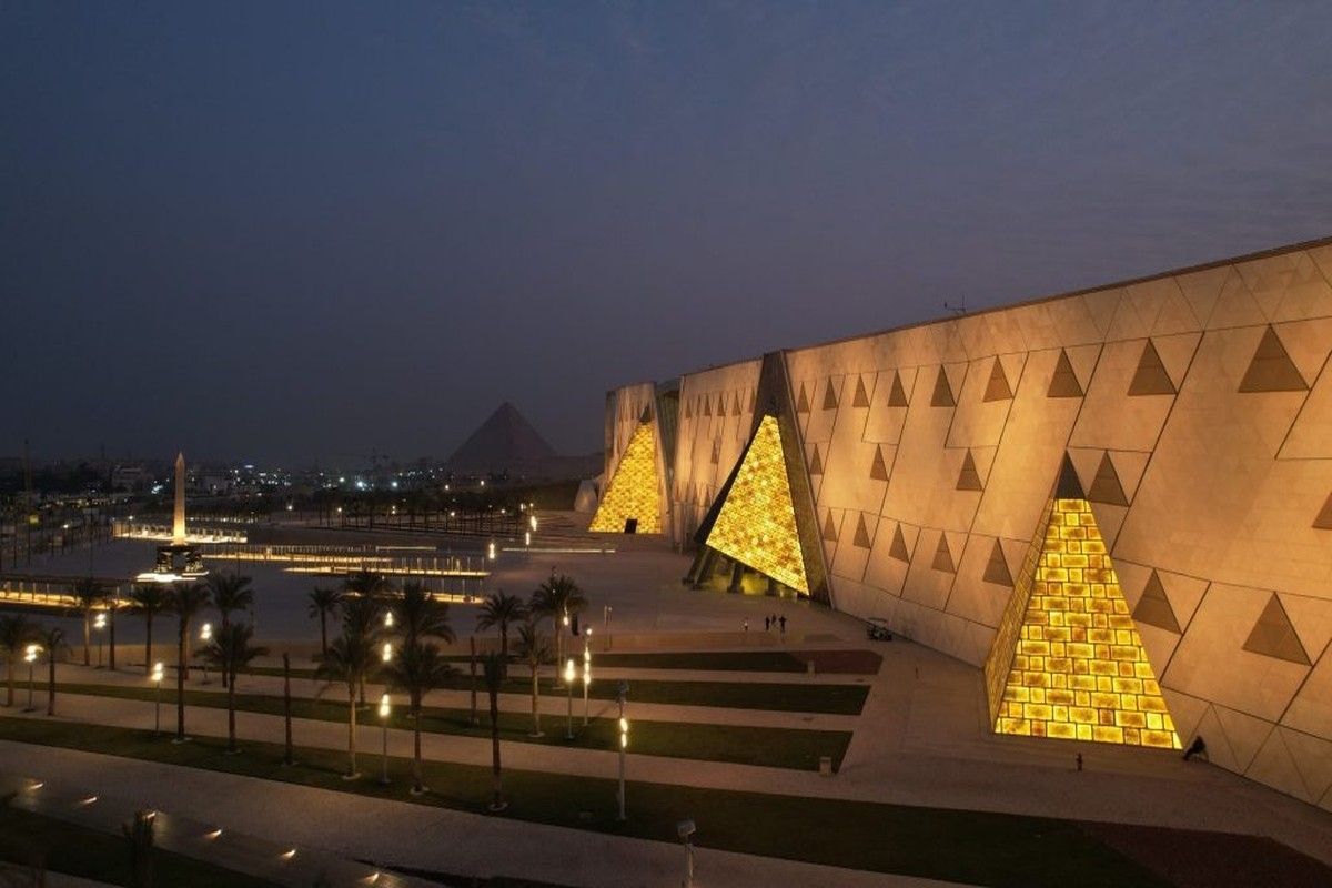 Grand Egyptian Museum Private Guided Tour & Hotel Transfers 1