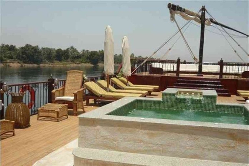 6-Day Luxury Dahabiya Nile Sailing & Abu Simbel Tour: Luxor to Aswan 3