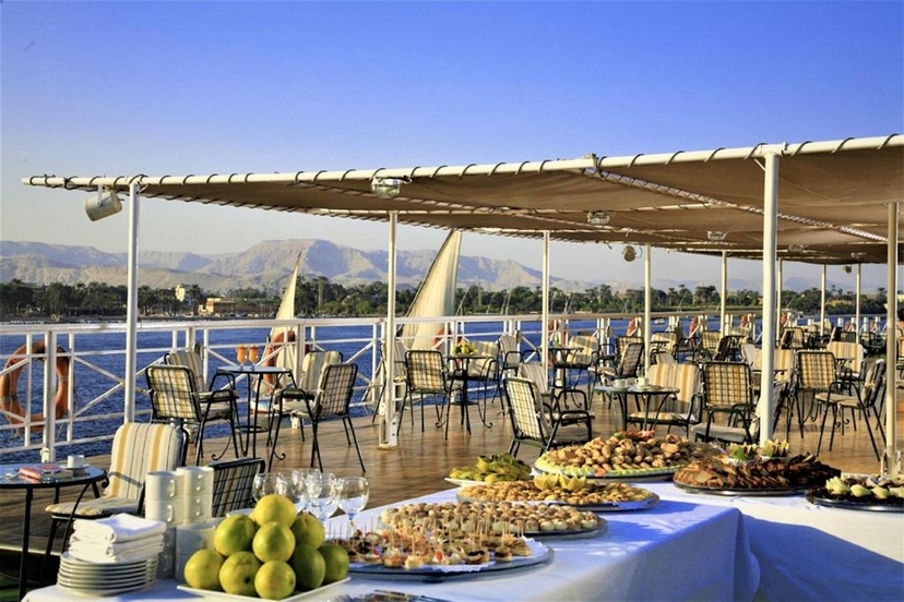 5-Day Private 5-Star Nile Cruise Luxor to Aswan: Iberotel Emperor 2