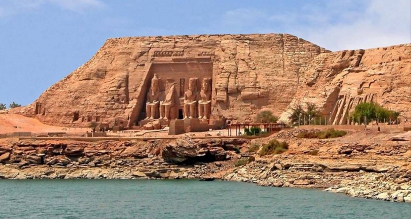 5-Day Private 5-Star Deluxe Nile Cruise Luxor to Aswan: MS Farida 2