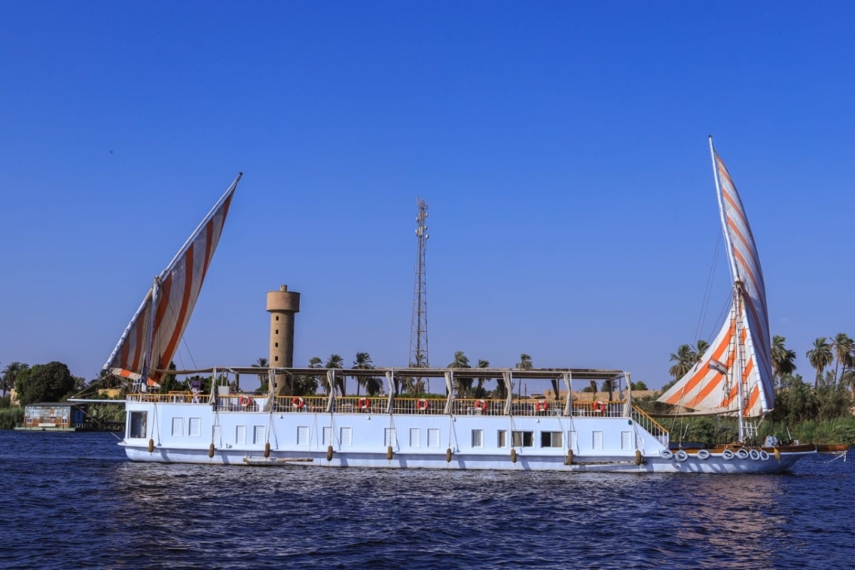 5-Day Private Three Pyramids Luxury Dahabiya Cruise: Luxor to Aswan 1