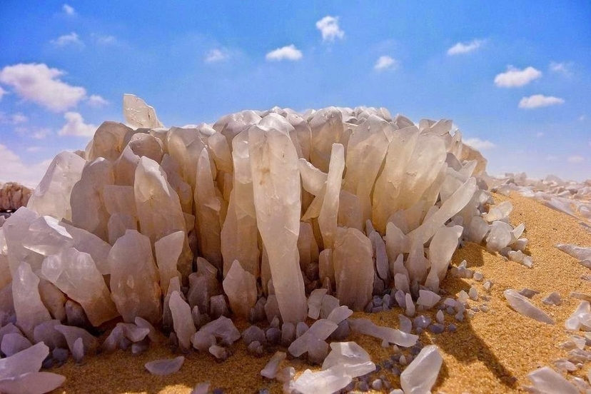 3-Day Private Bahariya Oasis, Black & White Desert 4x4 Camping Safari 4