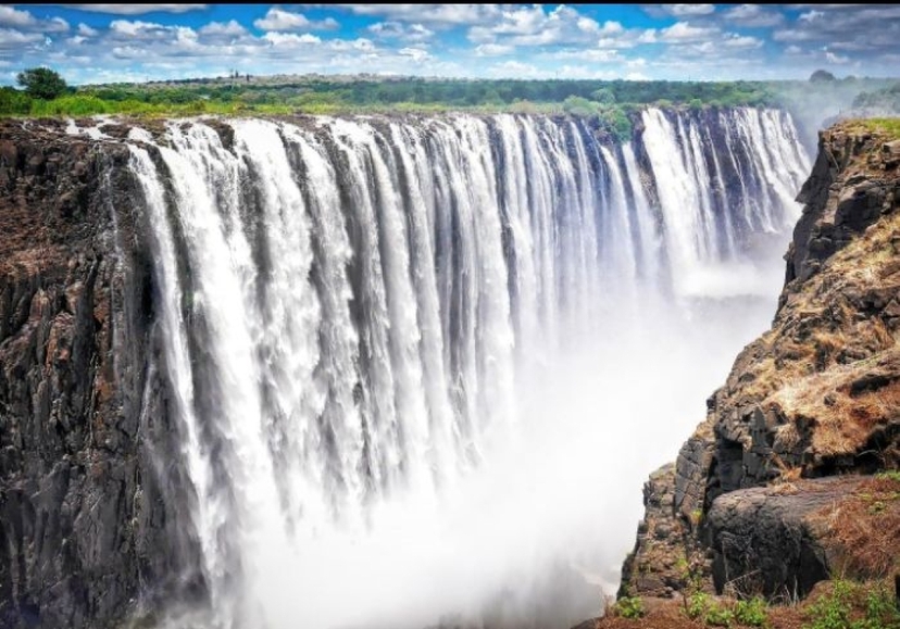 Victoria Falls Day Tour: Zambia and Zimbabwe Sides with Guide 2