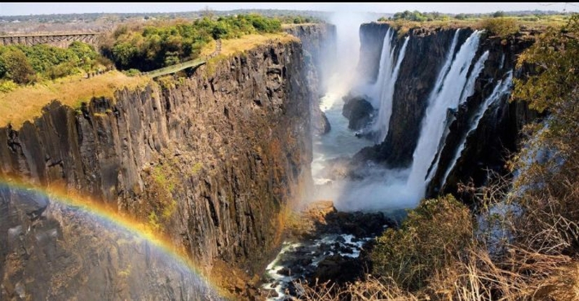 Victoria Falls Day Tour: Zambia and Zimbabwe Sides with Guide 3