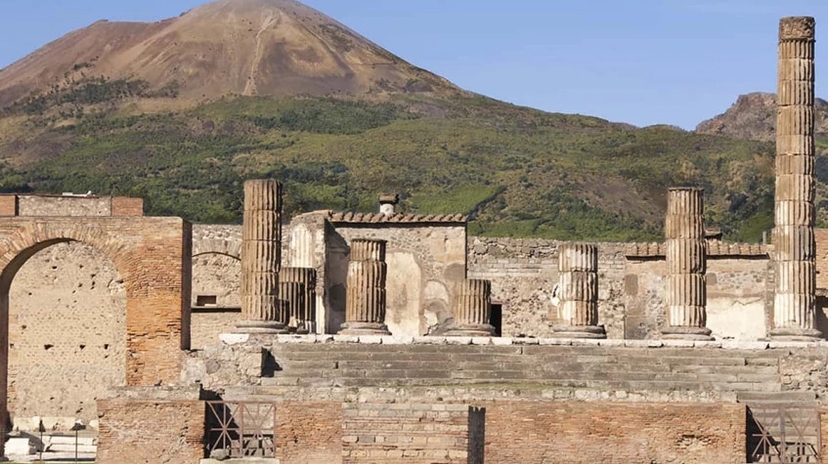 3 Days Napoli City Italy Break Tour 4