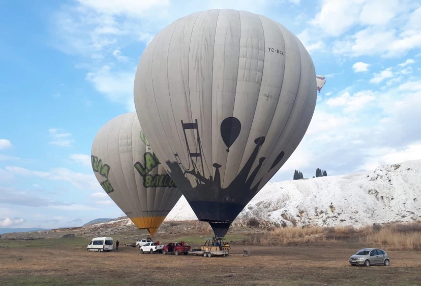 Pamukkale Hot Air Ballooning Tour from Denizli 2