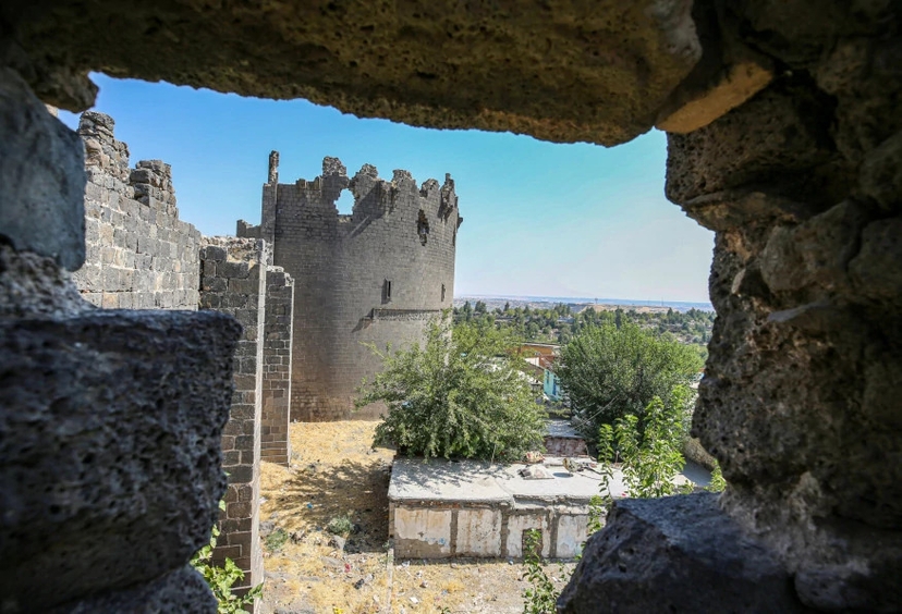6 Days Diyarbakir City & Zerzevan Castle Tour 3