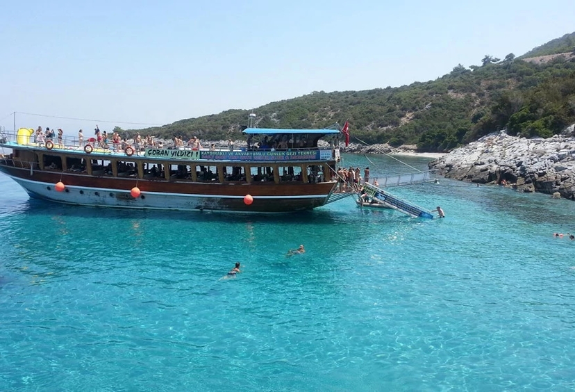 Daily Cesme Boat Trip from Izmir 3