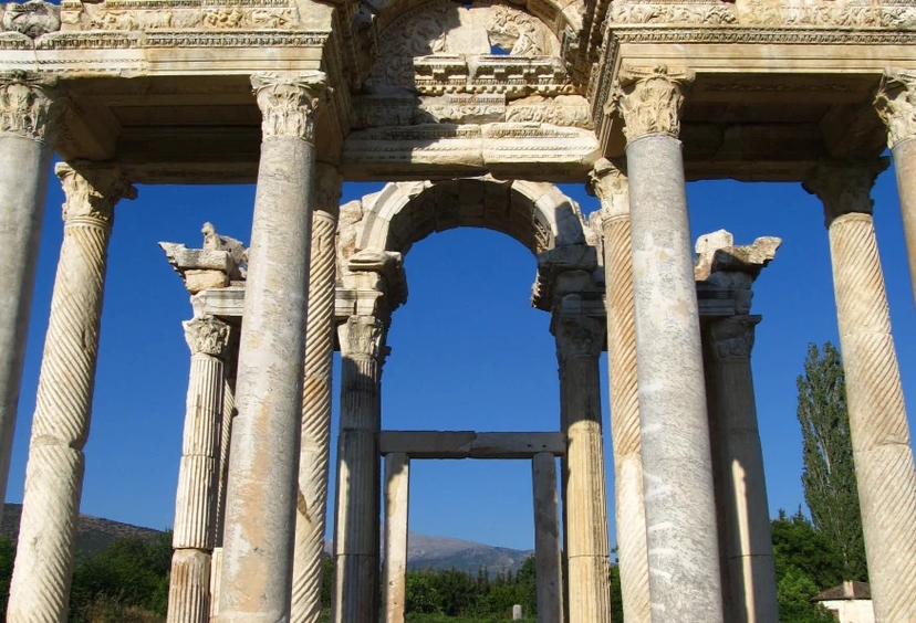 1-Day Aphrodisias Ancient City Tour from Izmir – Guided Archaeological Day Trip 4