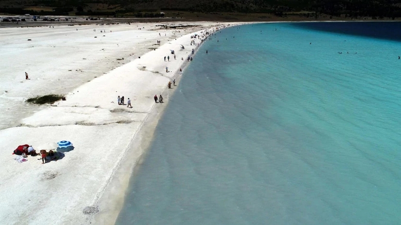 Salda Lake Day Tour from Pamukkale – Explore Turkey’s Maldives with White Sands and Turquoise Waters 4