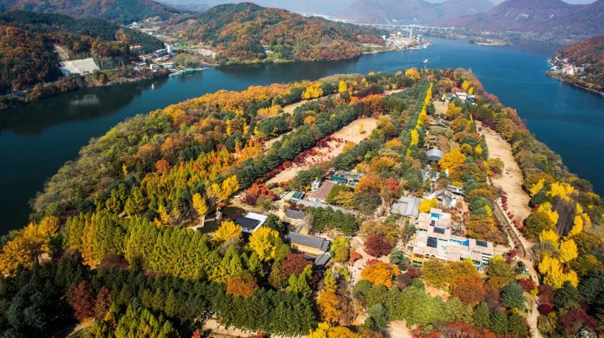4 Days Seoul City Package Tour from South Korea 1
