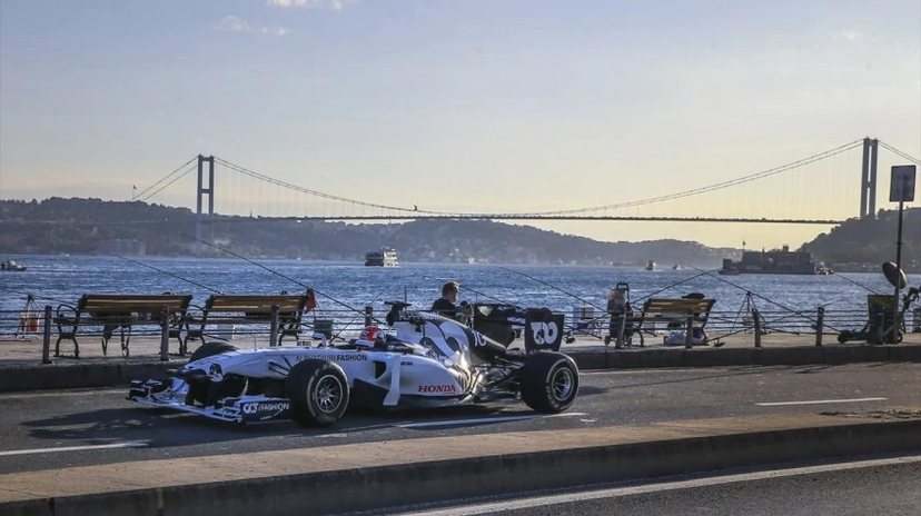 6 Day Istanbul Park Formula 1 Tour – F1 Race, Bosphorus Cruise & Istanbul Highlights 2