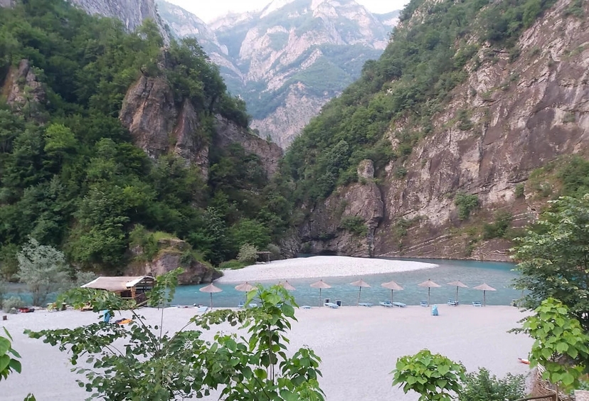 Explore Shala River & Komani Lake Tour 4