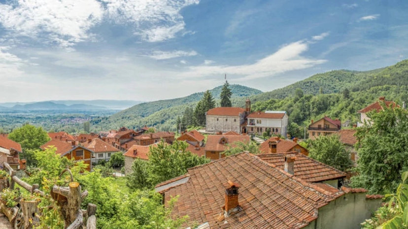 7 Days Balkan: Bosnia, Croatia, Montenegro, Albania and North Macedonia 3