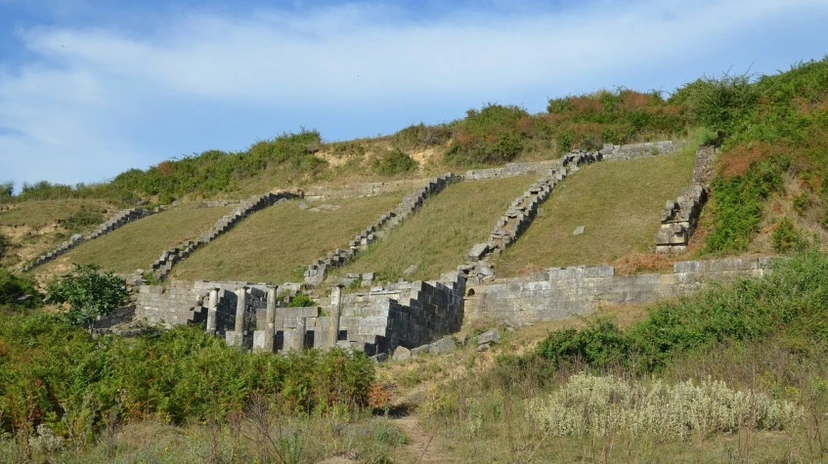 Daily Tour of Ardenica Monastery & Apollonia Archeological Park 2