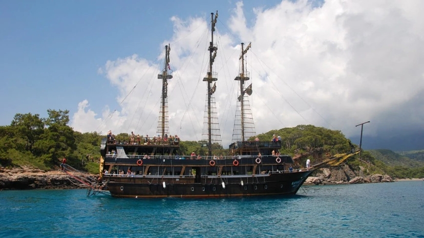 Daily Kemer Boat Tour from Belek 3