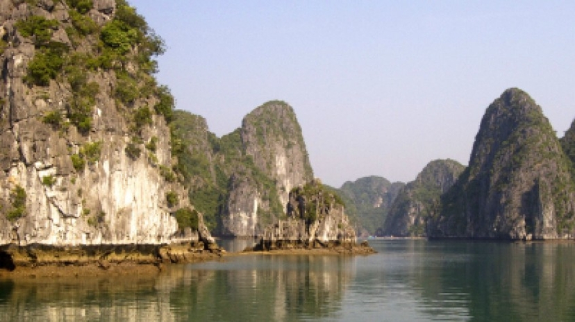 7 Days Group Tour to Visit Hanoi City/ Halong Bay / Sapa - Fansipang Peak 2