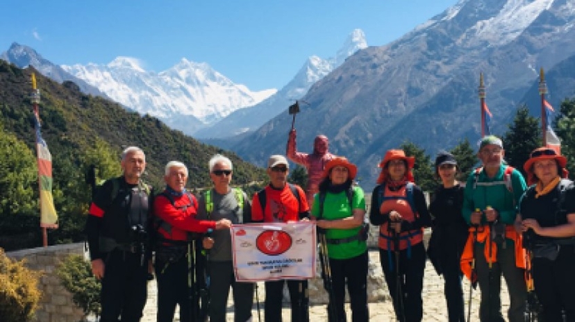 Fully Guided Trek to Everest Base Camp - 14 Days 4