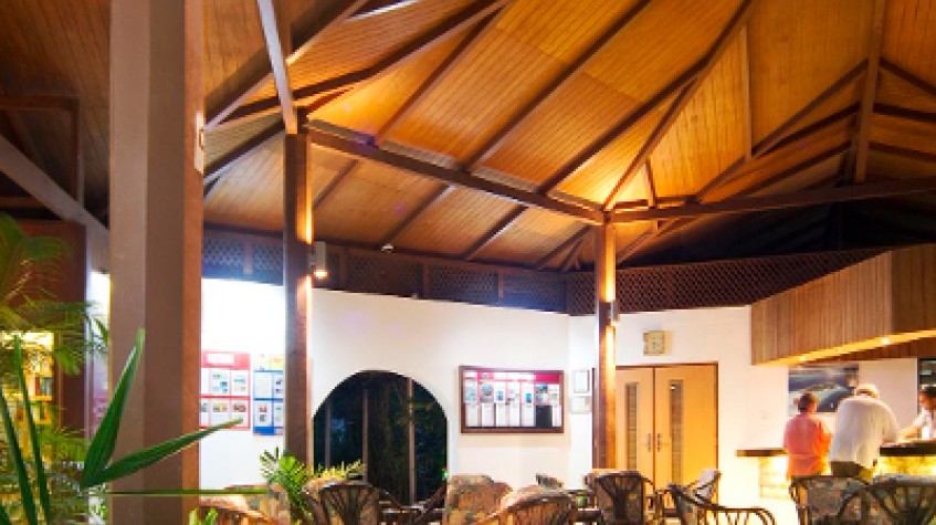 3 Nights At Embudu Village 1
