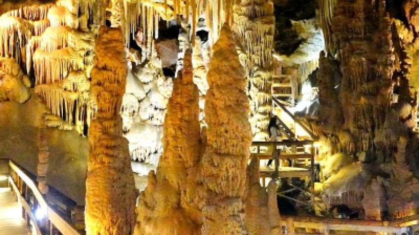 Sumela Monastery, Hamsiköy Village, and Karaca Cave Tour 3