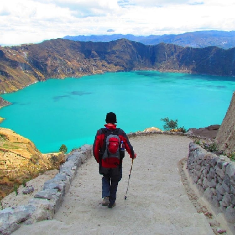 7 Days Tour Avenue of the Volcanoes Quito to Baños