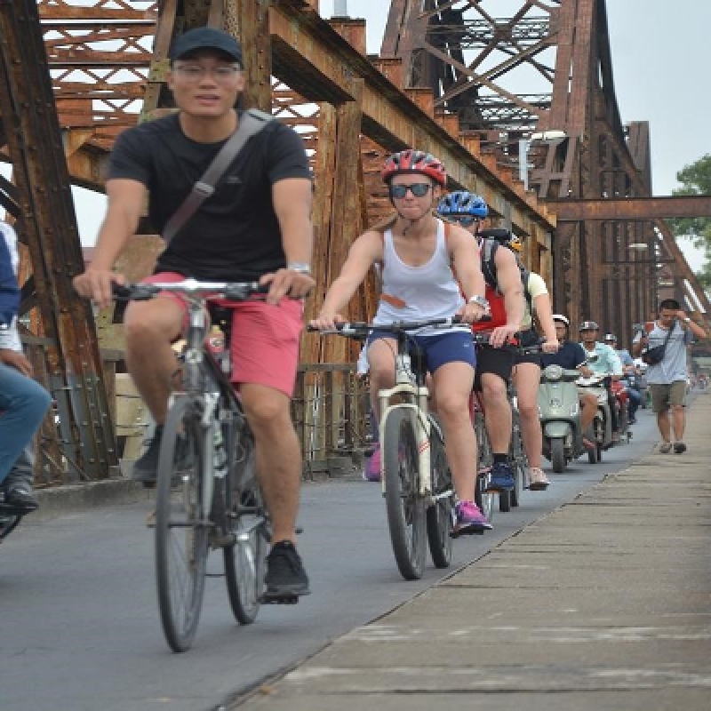 HALF DAY HANOI CITY BICYCLE TOUR 3