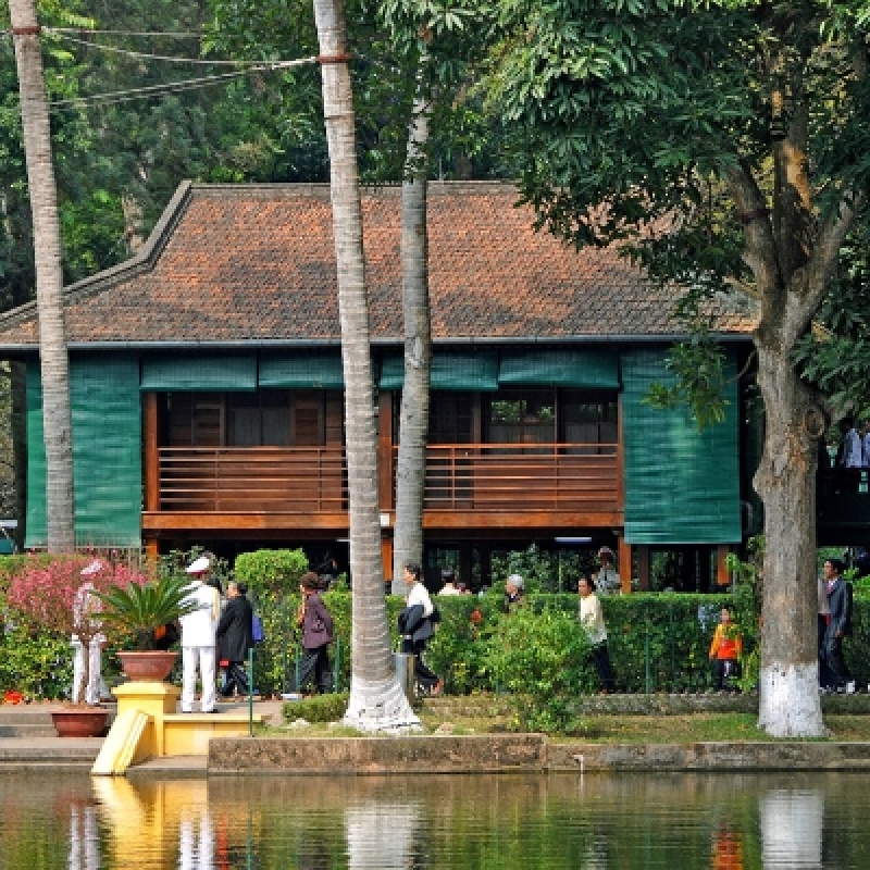 Explore Hanoi Small Group Morning City Tour with Pagodas Museum Lunch 3