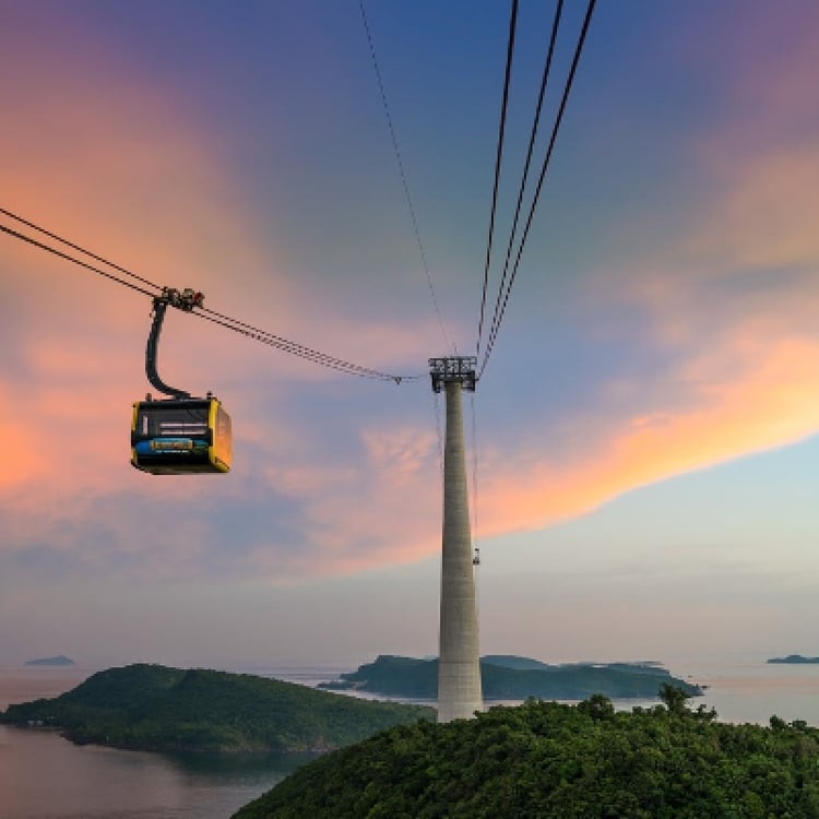 Phu Quoc Cable Car and Islands Adventure Aquatopia Snorkel Boat Tour