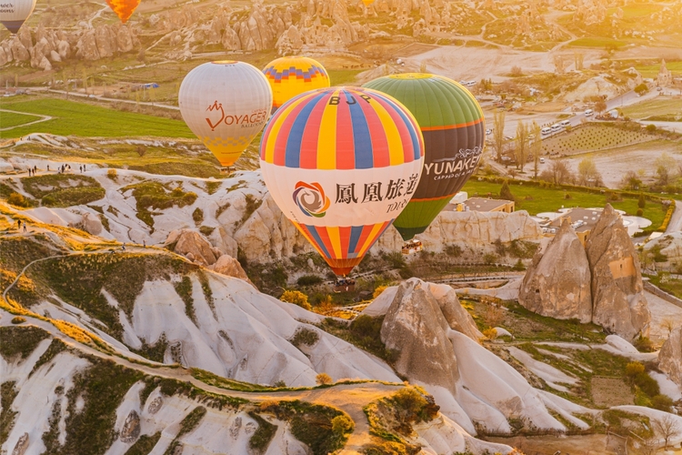 9 Day Kusadasi to Ephesus Pamukkale Antalya & Cappadocia Tour Package