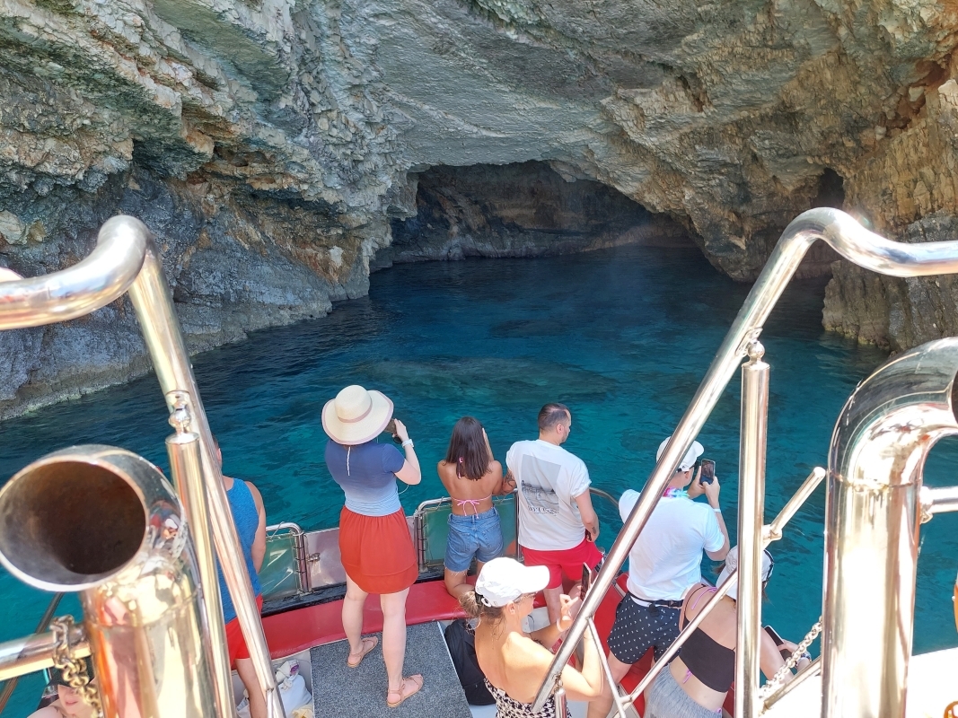TURTLE SPOTTING, TURTLE ISLAND, KERI CAVES. Zakynthos Island 1