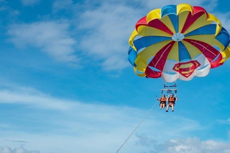 Egypt: 3 - Hours Hurghada Parasailing Adventure