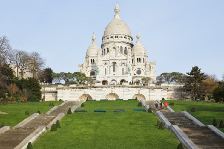 Montmartre Self Guided Walking Tour with an APP