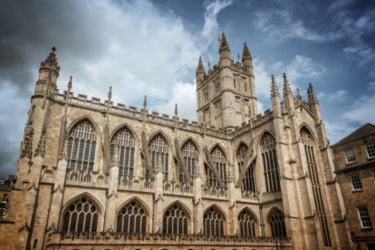 Bath : 2 Hour Historic Walking Tour With An APP