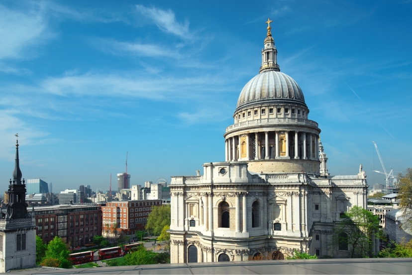London History Self-Guided City Tour with an APP 2