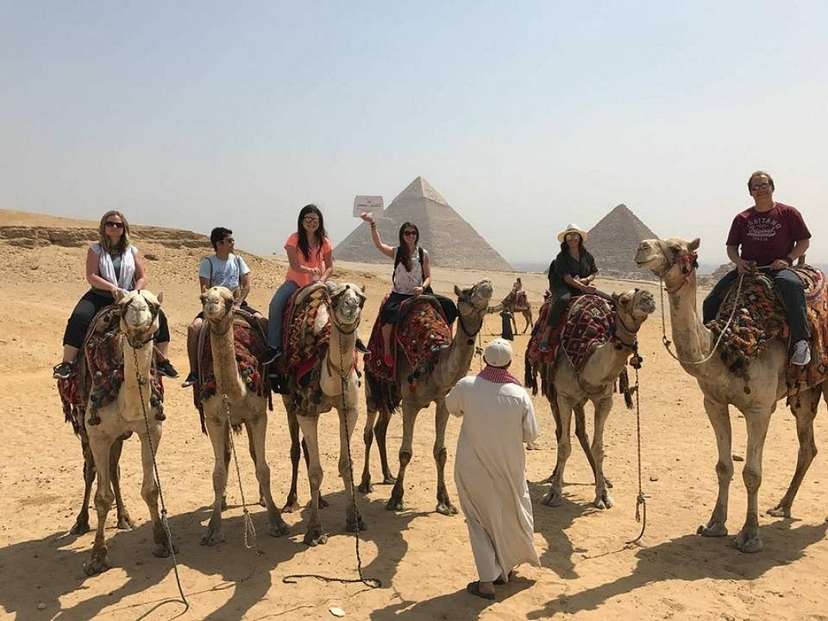 Tour to Giza Pyramids, the Egyptian Museum & Khan El Khalili 3