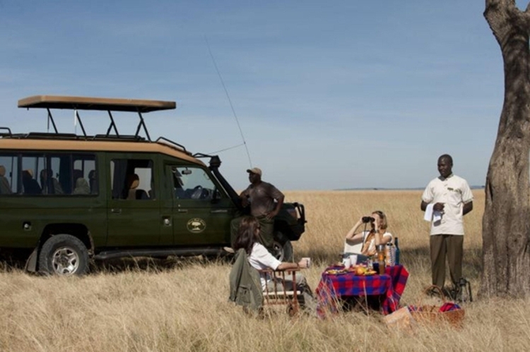 Iconic Kenya Safari: Explore Amboseli, Nakuru & Masai Mara in 5 Days