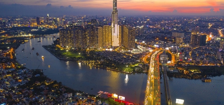 Cruise dinner on SAIGON RIVER