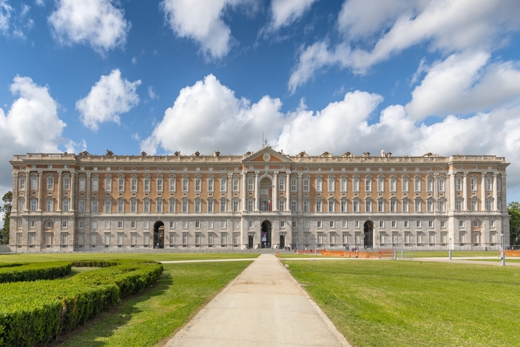 Caserta Royal Palace with guide from Naples - shared tour