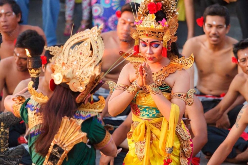 Uluwatu Temple & Kecak Fire Dance Show (Include All Tickets) 4