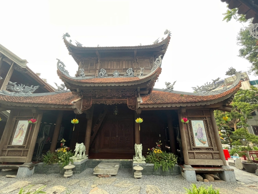Jeep/Vespa/Motorbike/Bicycle tour Discovery Inside Hanoi 2