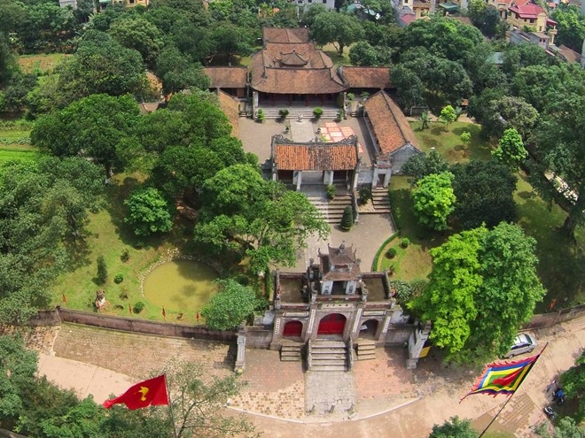 Exploring Jeep Tour Through the Red River Delta - Hanoi