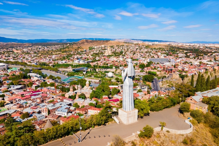 13 Day Istanbul to Georgia Tour: From Ottoman Majesty to Caucasus Charm