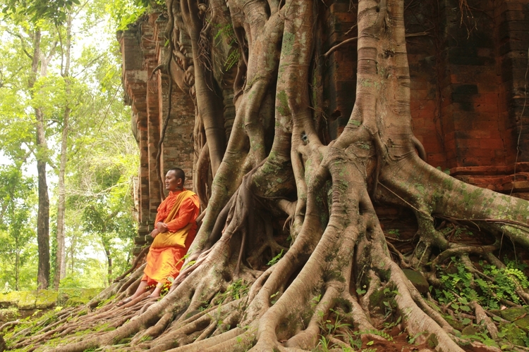 Private 04 Day Tour in Siem Reap Region
