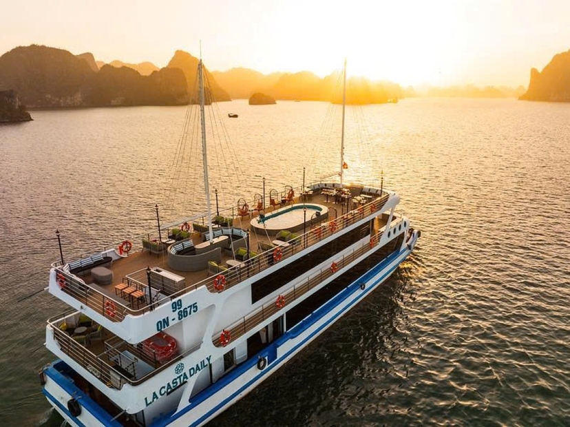 La Casta Daily Cruise – 7.5-Hour Halong Bay Discovery from Tuan Chau by Sanna Tour 3