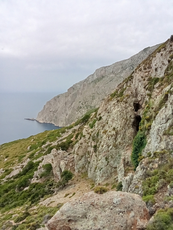 Daily Hiking Tours in Skyros 4